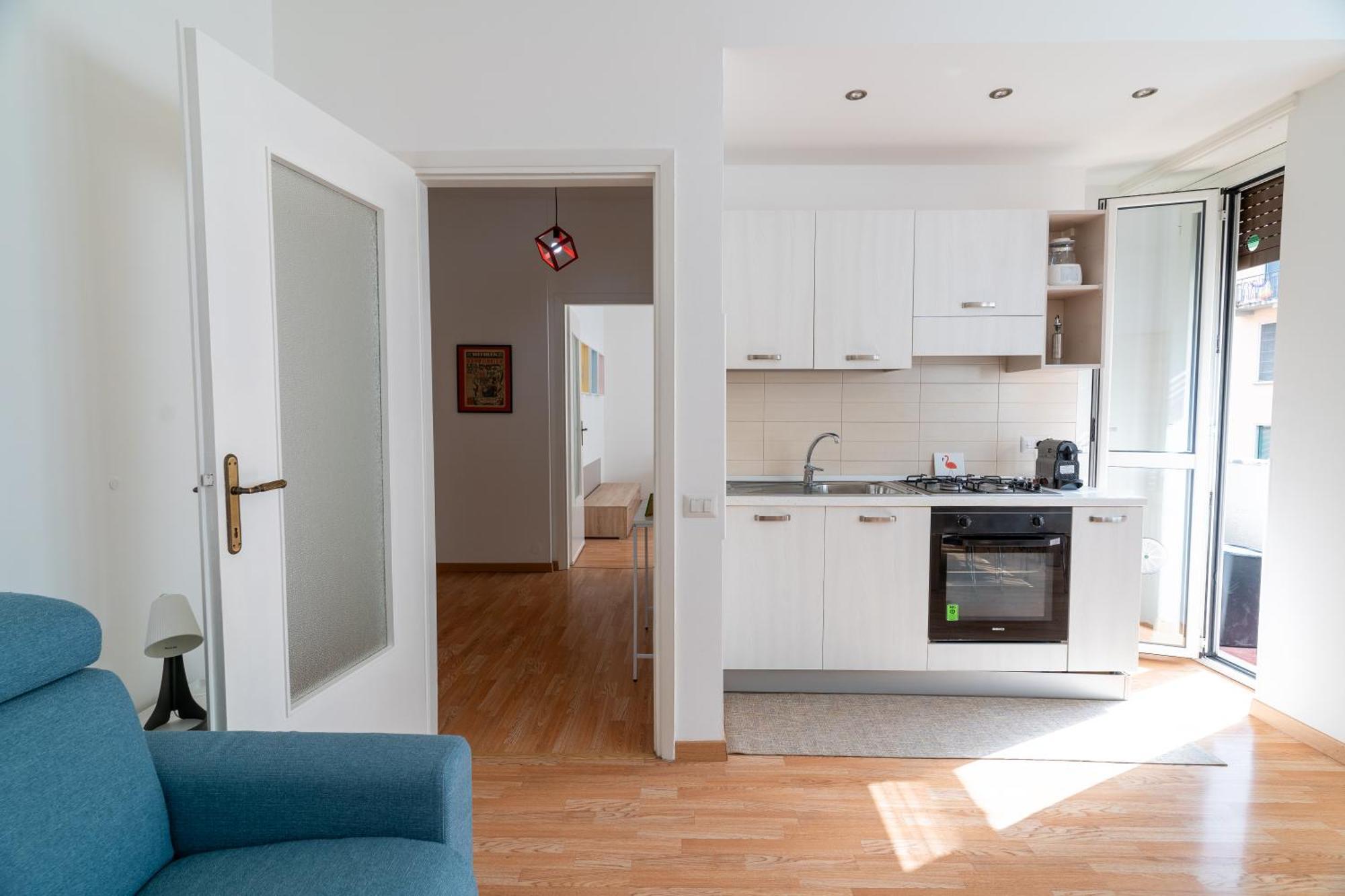 Sun & Color - - 20 Mins Citycenter Appartement Milan